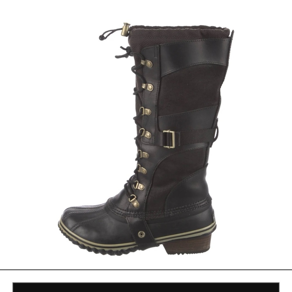 Sorel Black and Brown Lace Up Boots